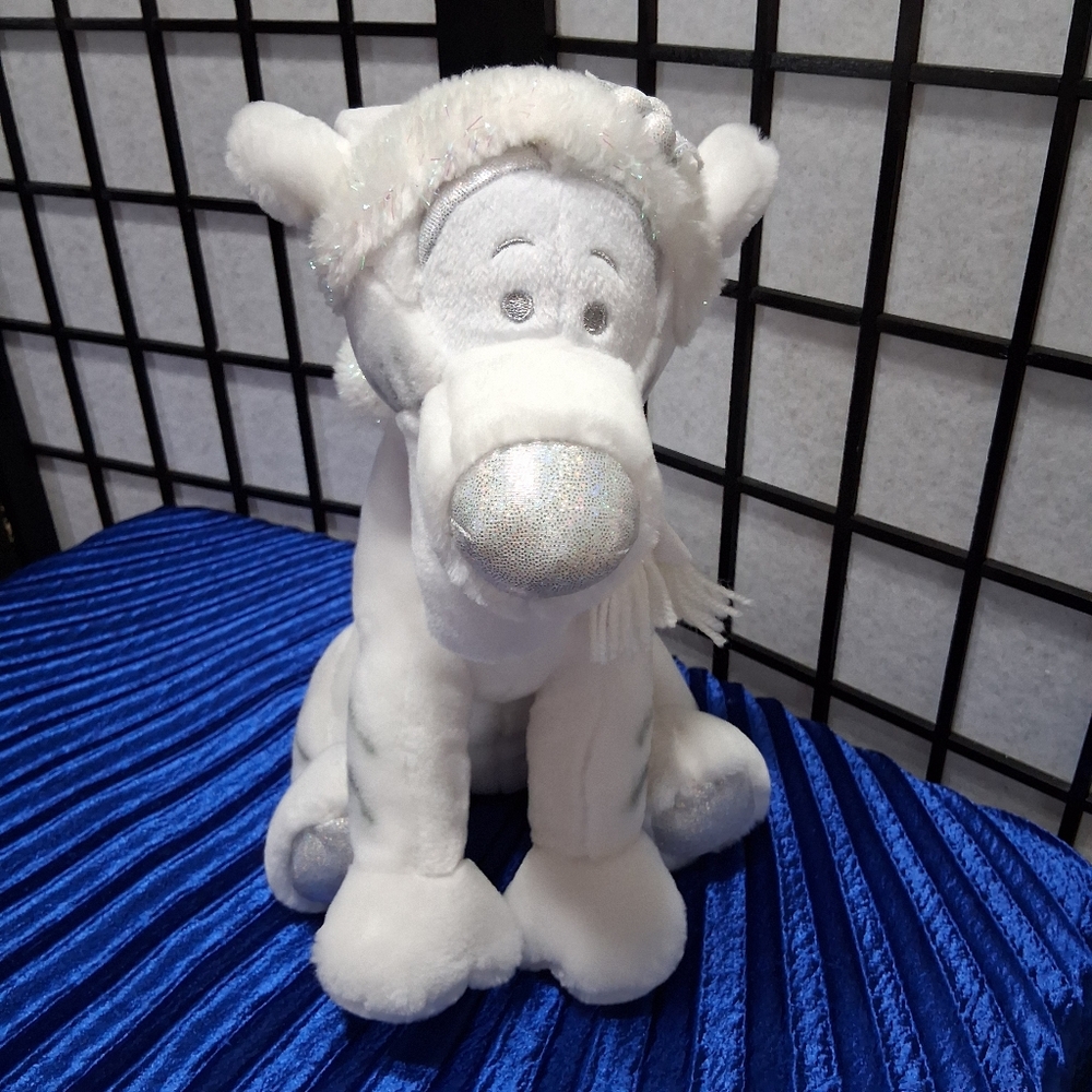 Vintage Disney Exclusive Snowflake Pals